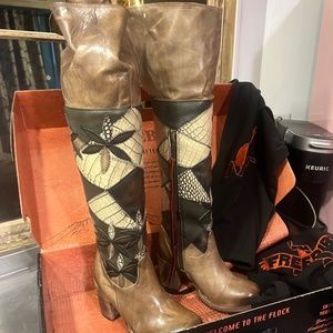 Women's Freebird by Steve Madden boots (Betty)